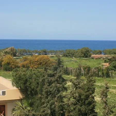 Eleonora αnissaras Hotel 3*